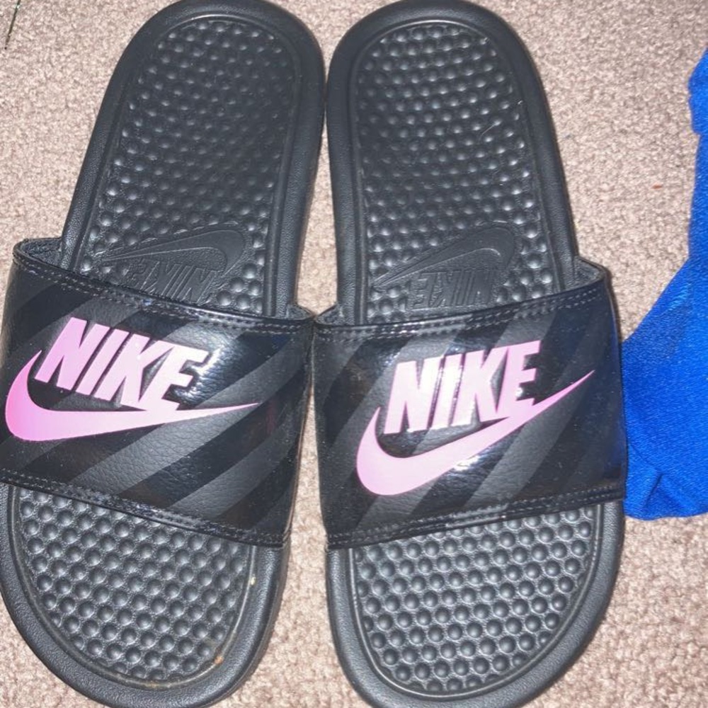 Nike Slides